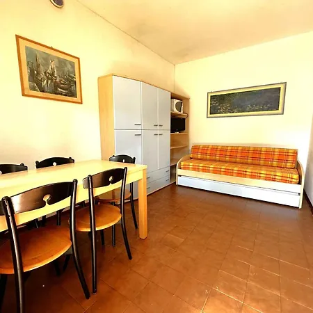 In 36265 Apartment